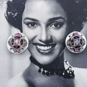 Vintage rhinestone Sarah Coventry clip earrings …